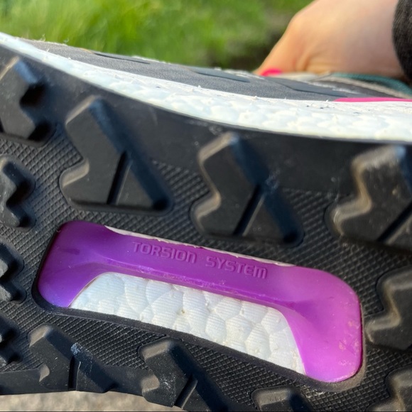 adidas Terrex Free Hiker Sesame Real Magenta Size 10 main image 12